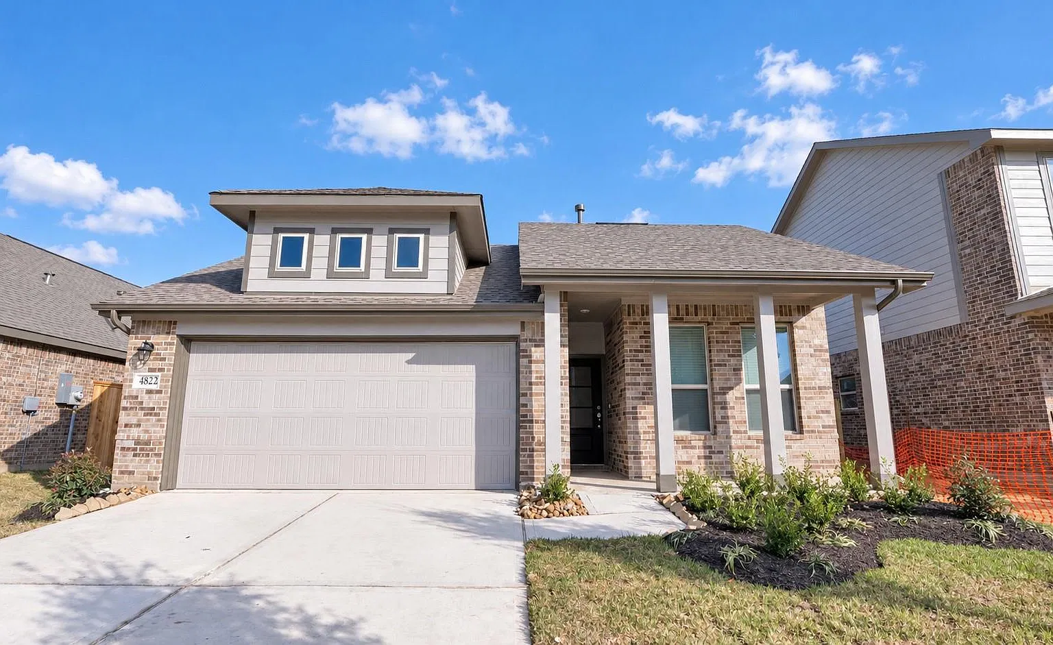 3 bed, 2.0 bath, 1775 sqft, $2,100 — Photo 2