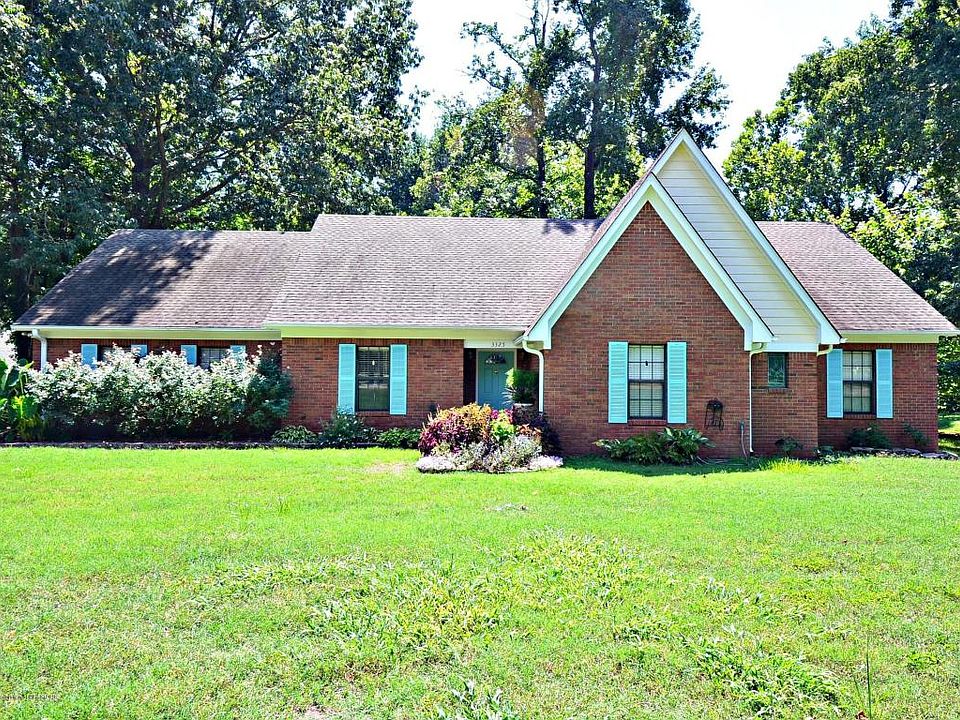 1st image of 3325 Bonner Dr