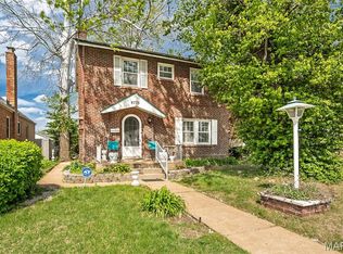 6775 Chamberlain Ave, Saint Louis, MO 63130