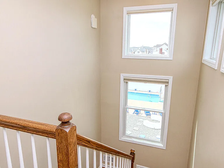 207 Ceylon Ave — Photo 16