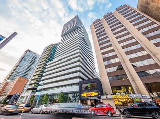 200 Bloor St W #1908, Toronto, ON M5S 0B1