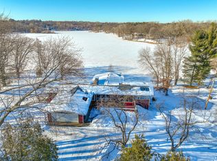 11 Lily Pond Rd, North Oaks, MN 55127