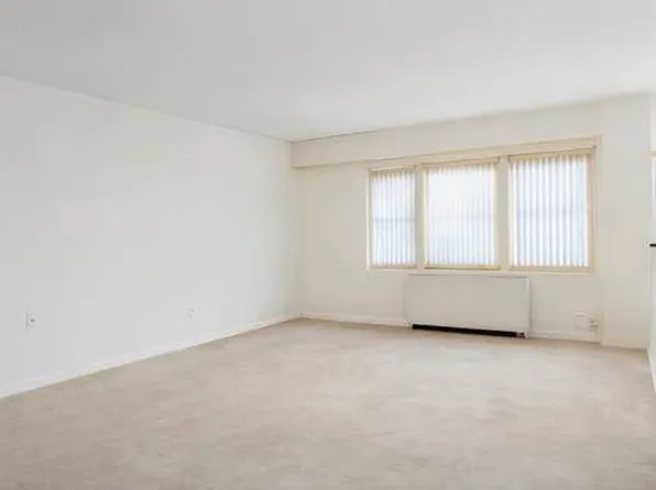 1401 Ocean Avenue image 1 of 7