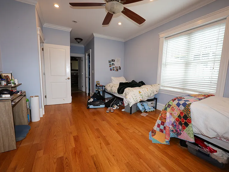 127 Nonantum St #B — Photo 20