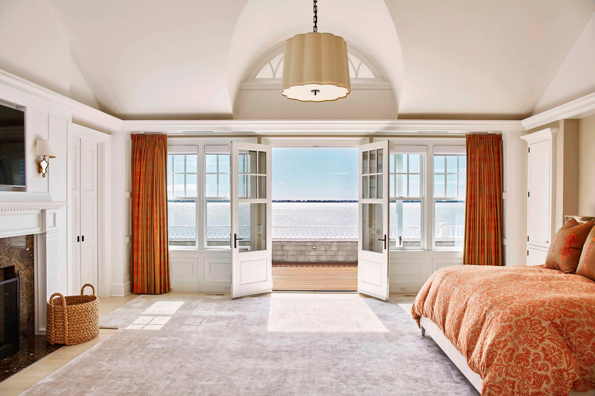 46 Club Ln, Remsenburg, NY 11960 Out East