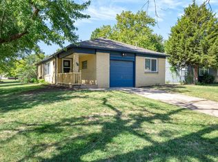719 S Courtleigh Dr, Wichita, KS 67218