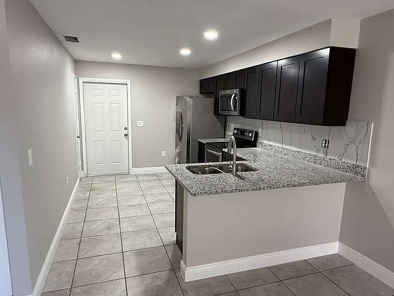 983 N Berkley Rd #3 — Photo 3