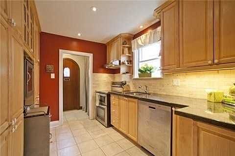2nd image of 14 Wolverton Ave