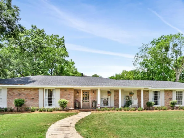 162 Conway Dr W, Mobile, AL 36608