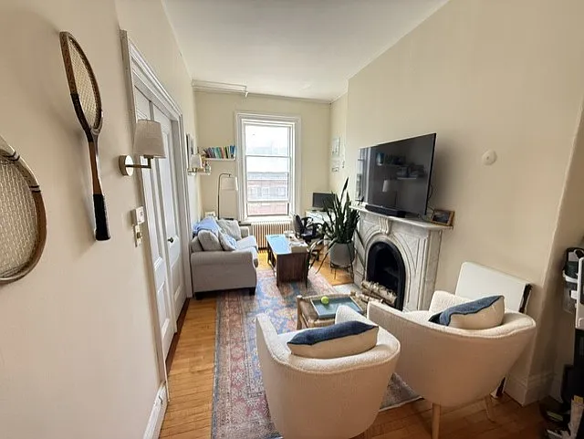 1 bed, 500 sqft, $2,950 — Photo 2