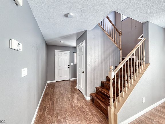 3rd image of 522 Cabis Bay St
