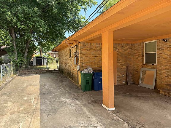 4th image of 3808 Mellene Dr