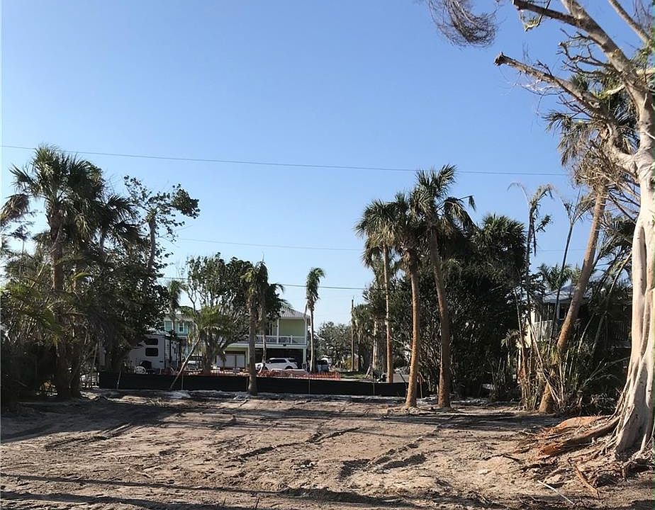 1st image of 109 Hercules DR