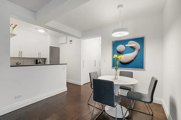 Sold by Compass | media 2