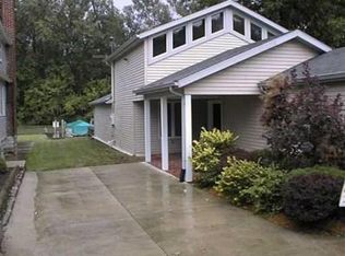 11237 Lake Dr, Lakeview, OH 43331
