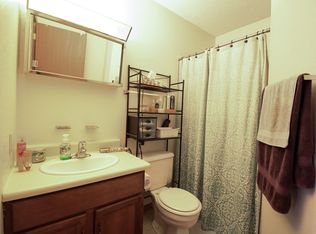 109 Bunting Ln #221, Mankato, MN 56001