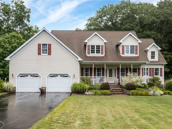 105 Old Hickory Ln, Grove City, PA 16127