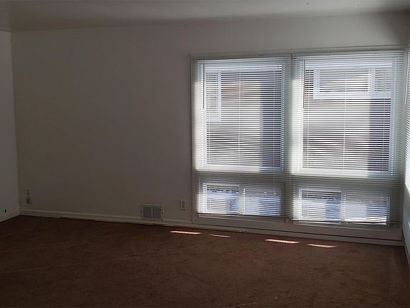 4th image of 2203 Barton Blvd #2