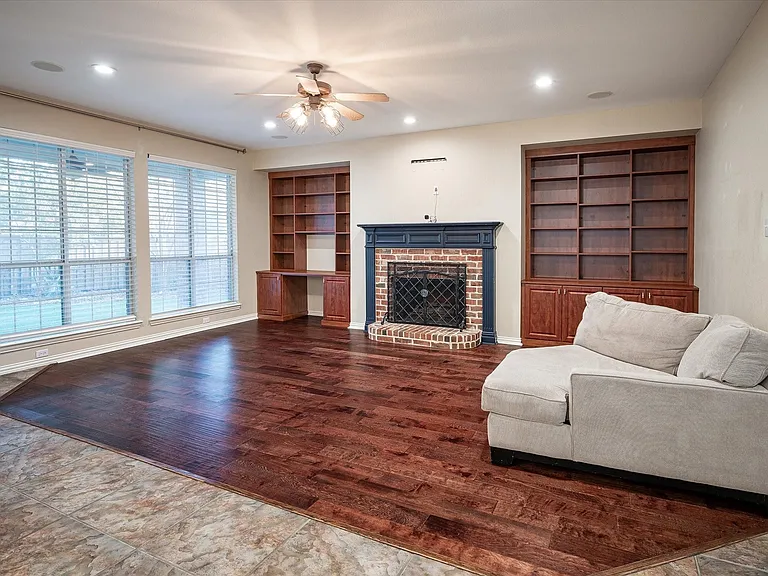 6812 Valley Brook Dr — Photo 5