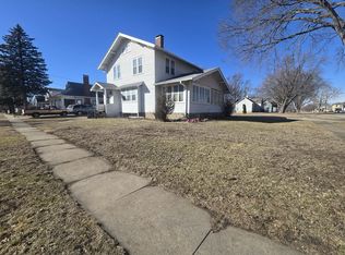303 W Cass St, Osceola, IA 50213