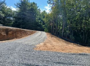 23 Peck Peak Rd, Jefferson, NC 28640