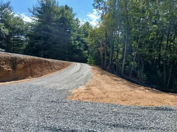 23 Peck Peak Road, Jefferson, NC 28640