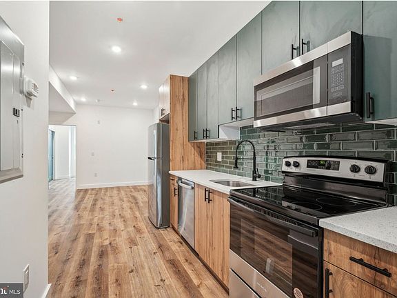 2nd image of 2632 N 11th St #2