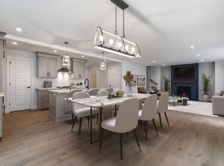 8 170th Ln, Sturbridge, MA 01566