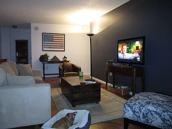 3rd image of 2059 Huntington Ave APT 1115