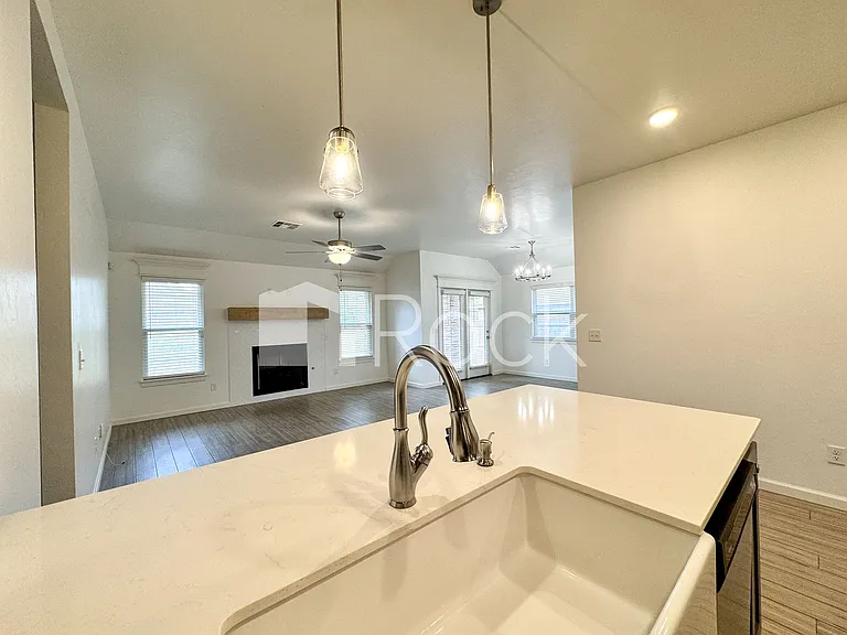 1113 Magnolia Dr — Photo 19