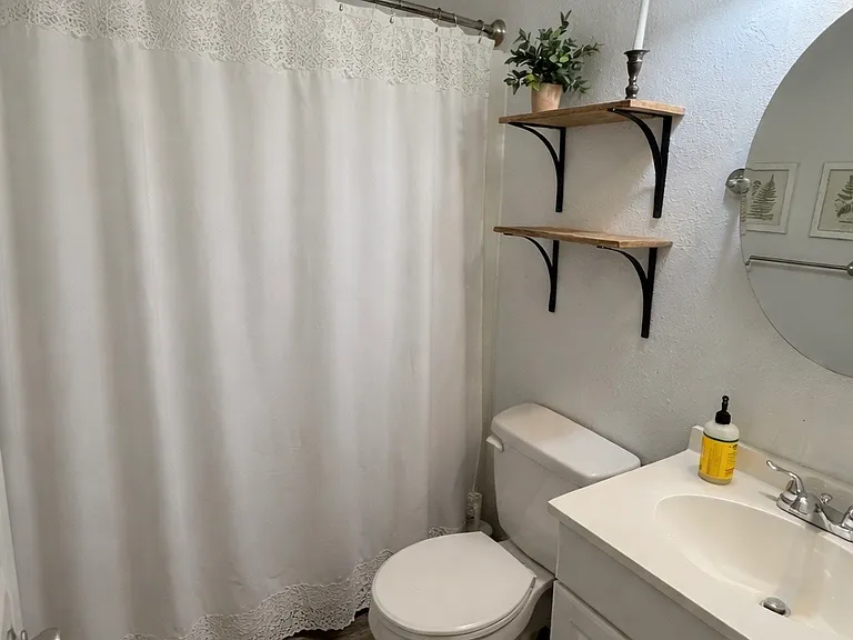 2918 Piedras Rd — Photo 16