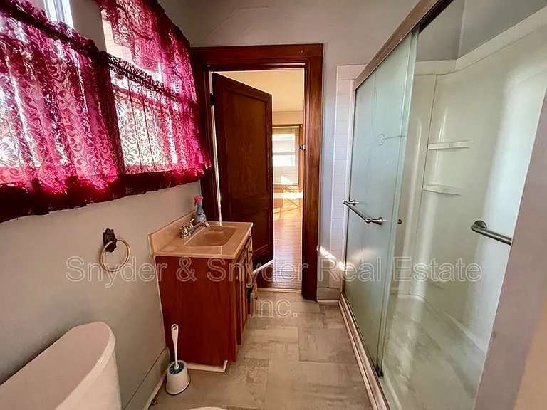 27 Casterton Ave #1 — Photo 11