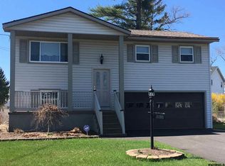 234 17th St, Schenectady, NY 12306