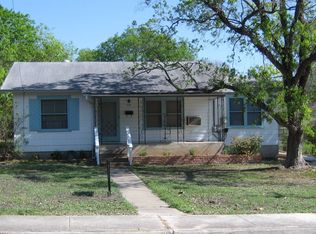 238 Concord Pl, Balcones Heights, TX 78201