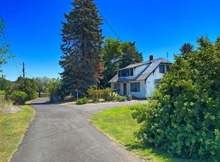 61 Thunder Rd, Selah, WA 98942