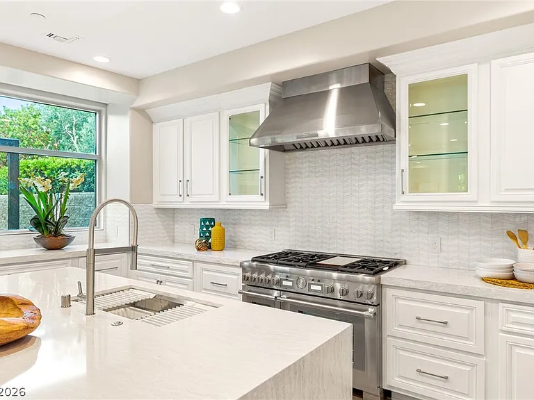 9101 Alta Dr #1 — Photo 12