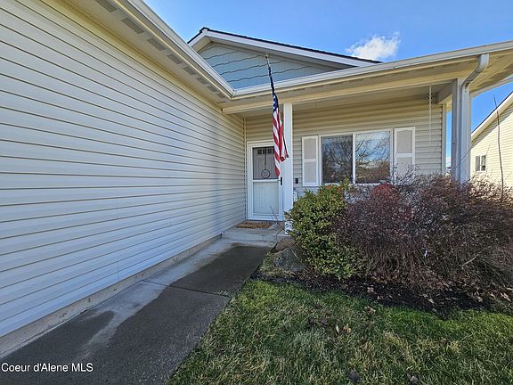 3rd image of 4346 N Brookie Dr