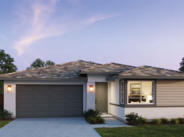 896 E Ahronian Ave, Fowler, CA 93625