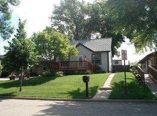 4648 S 46th St, Greenfield, WI 53220