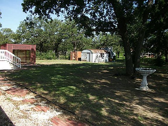 3rd image of 1521 Hilltop Dr