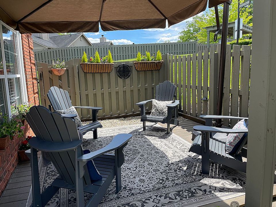 2nd image of 3833 Spring Arbor Dr