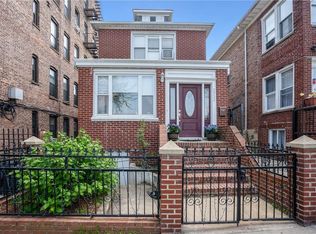 2952 Roberts Ave, Bronx, NY 10461