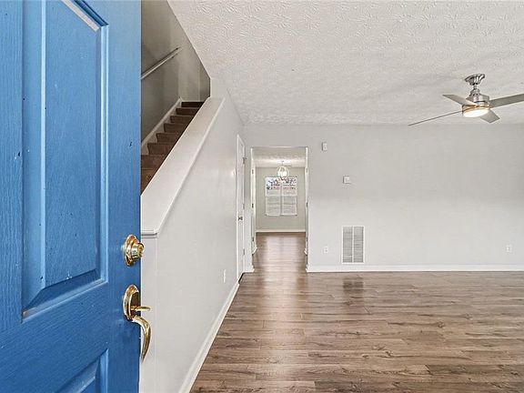 5th image of 3151 Kingswood Gln