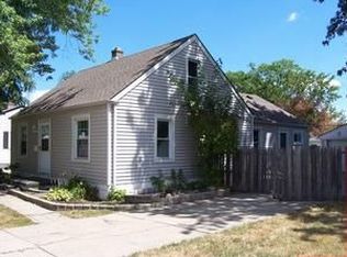 21984 Elroy Ave, Warren, MI 48089