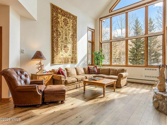 3rd image of 15 Highlands Ln #406
