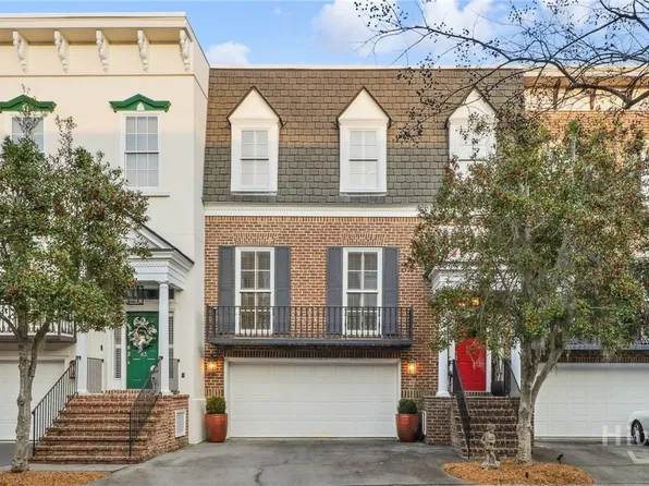 44 Chaucer Street, Savannah, GA 31410