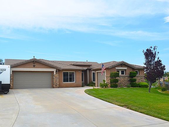2nd image of 12986 Maplewood Dr