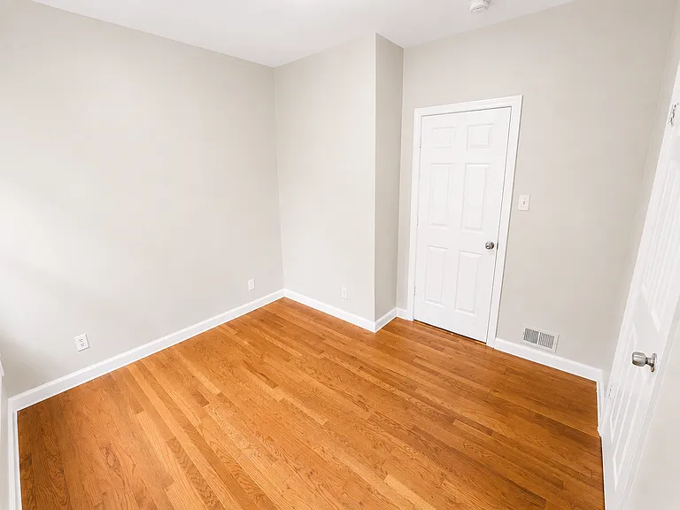 80 Columbia Ave #1 — Photo 8