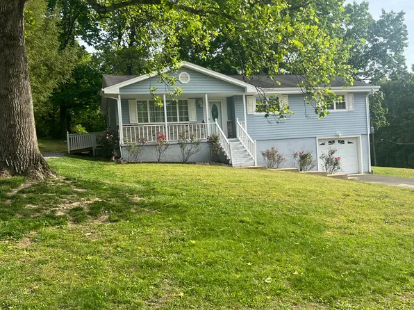 212 Echo Hill Dr, Rossville, GA 30741