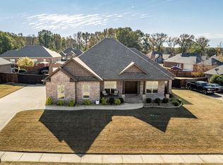 173 Crystal Lake Rd, Austin, AR 72007